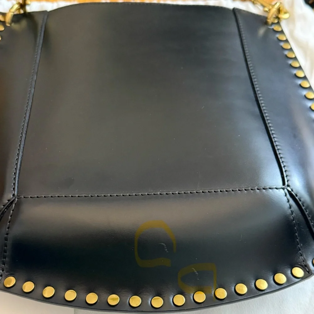 ISABEL MARANT
Oskan Leather Shoulder Bag in black - Picture 13 of 16
